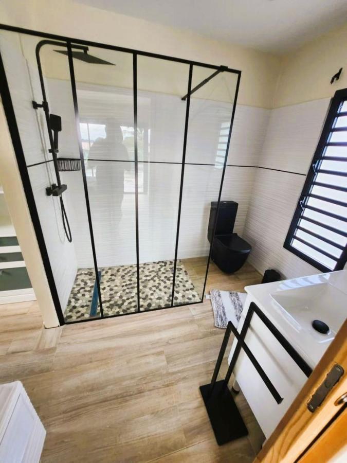Les Jasmin Standing Piscine Chauffee Jacuzzi 5 Ch 14 Pers