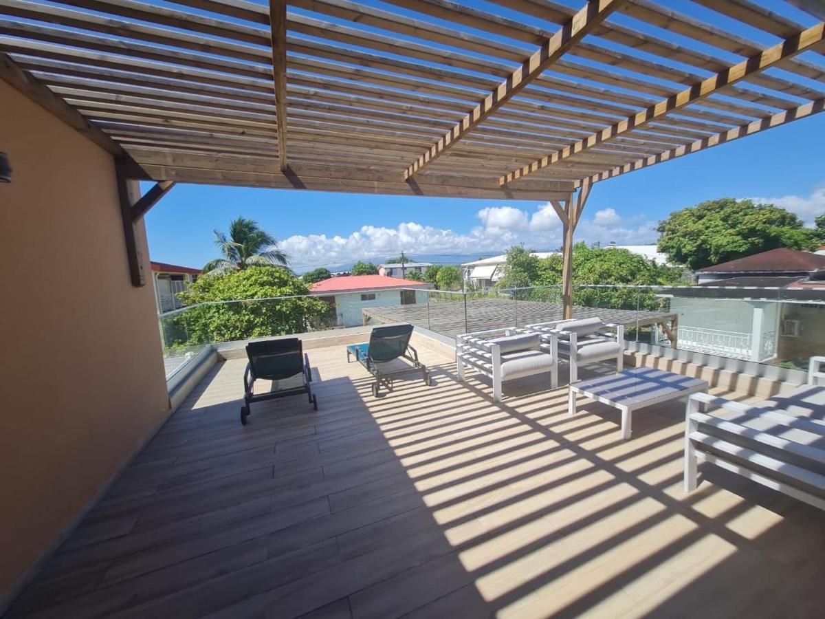 Les Jasmin Standing Piscine Chauffee Jacuzzi 5 Ch 14 Pers Baie-Mahault