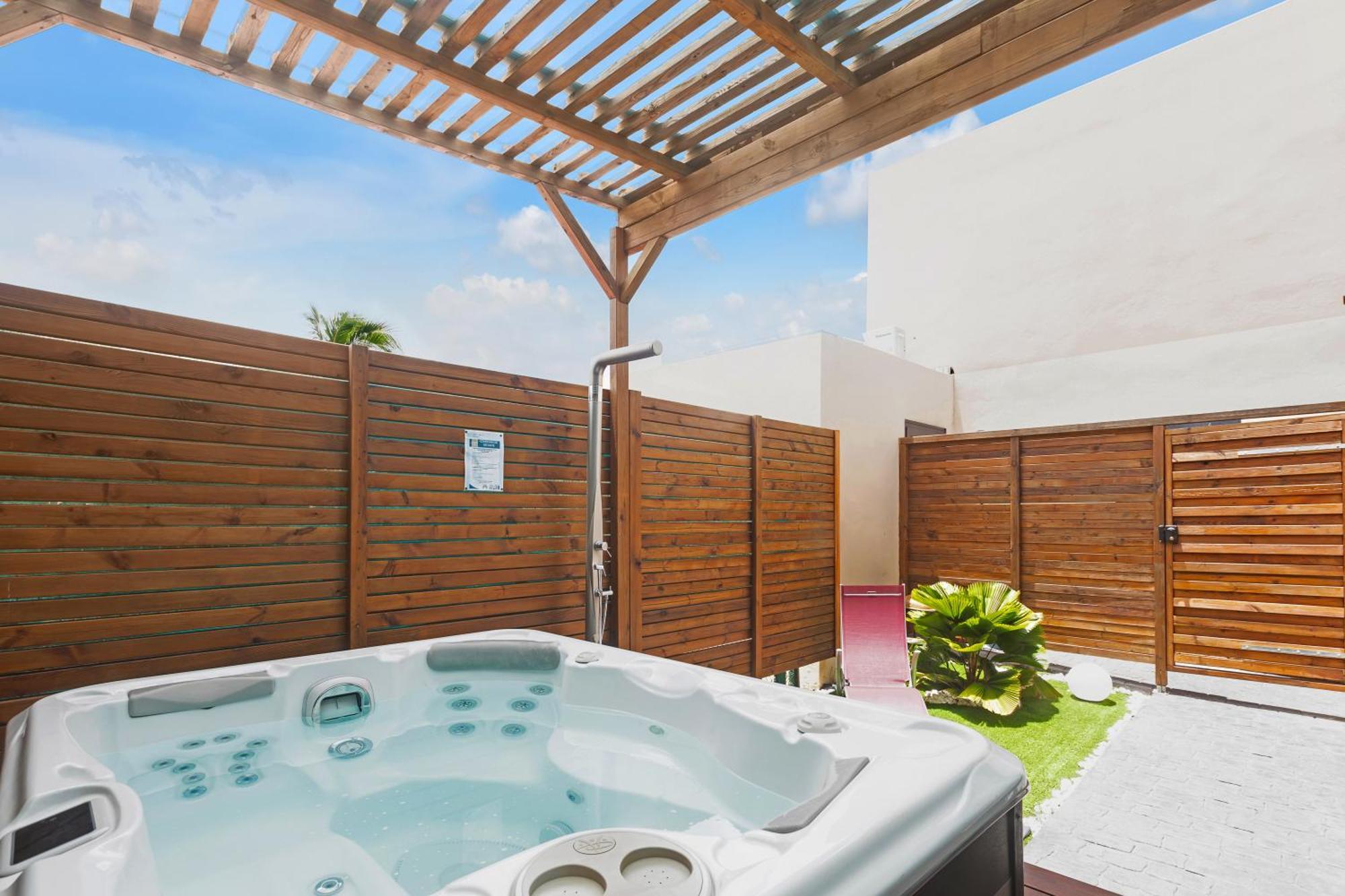 Les Jasmin Standing Piscine Chauffee Jacuzzi 5 Ch 14 Pers Villa *