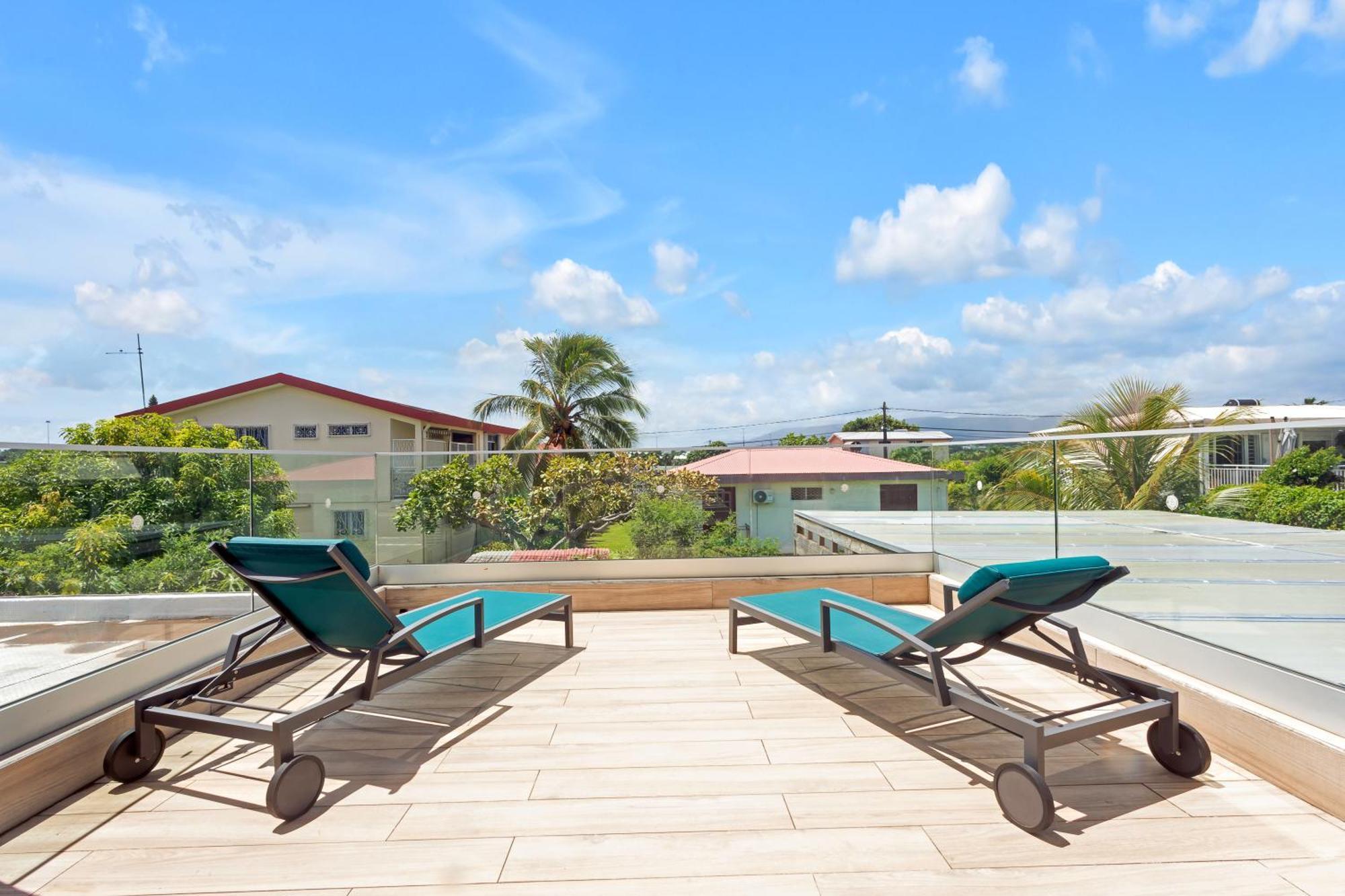 Les Jasmin Standing Piscine Chauffee Jacuzzi 5 Ch 14 Pers Villa Baie-Mahault