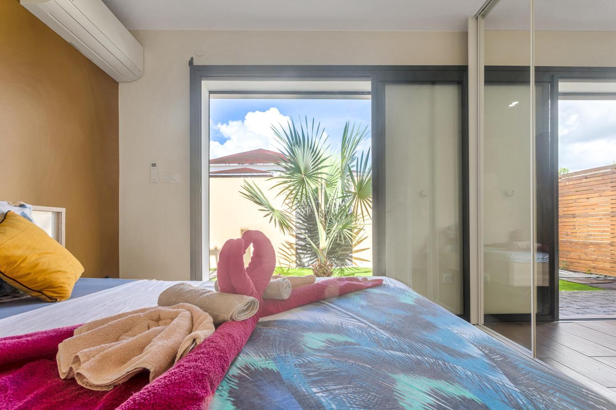 Les Jasmin Standing Piscine Chauffee Jacuzzi 5 Ch 14 Pers * Baie-Mahault