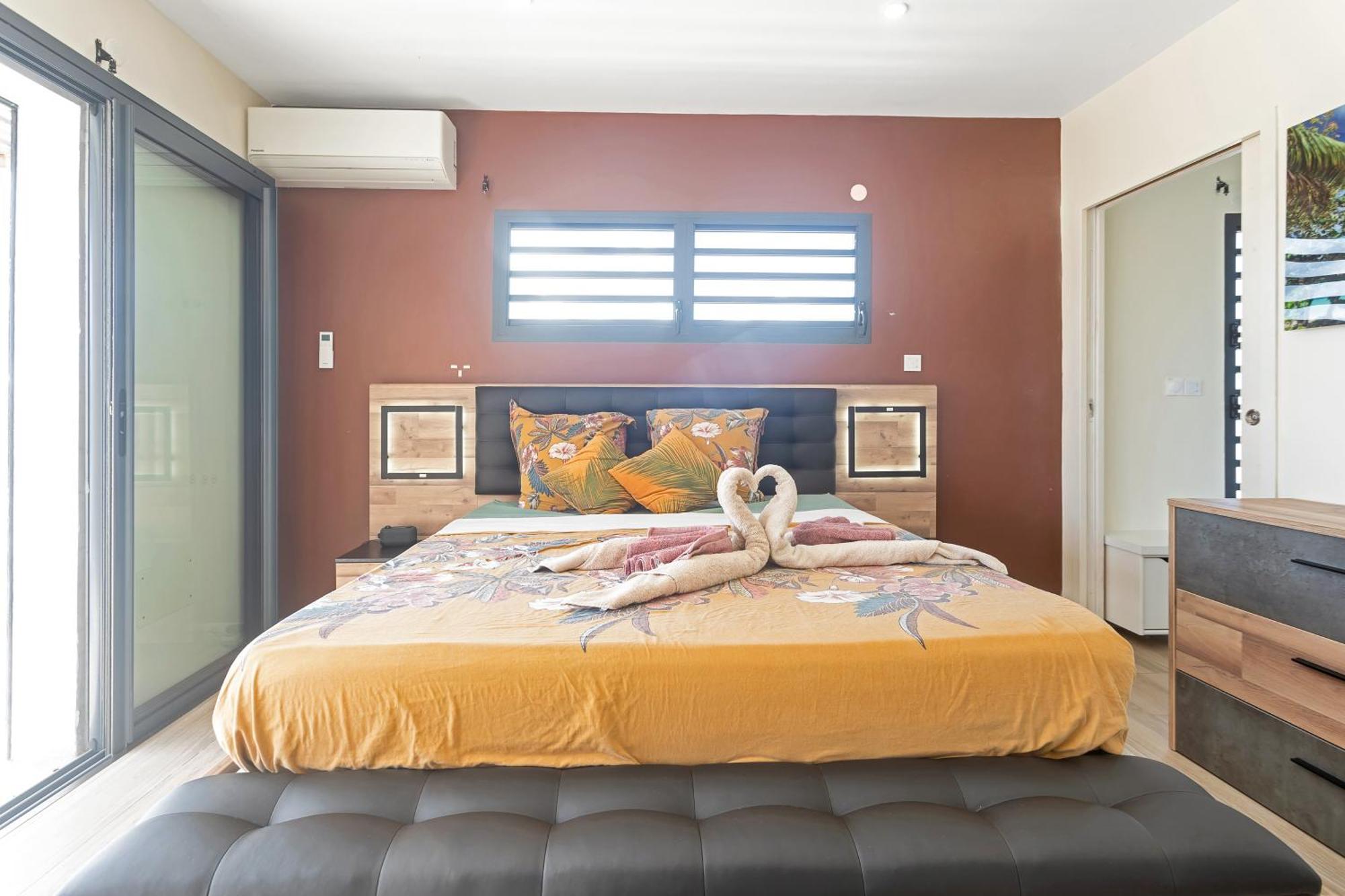 Villa Les Jasmin Standing Piscine Chauffee Jacuzzi 5 Ch 14 Pers Baie-Mahault